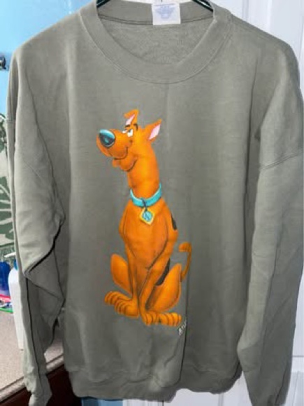 Vintage Scooby Doo Olive Green Sweatshirt with Scooby Dog Character Graphic